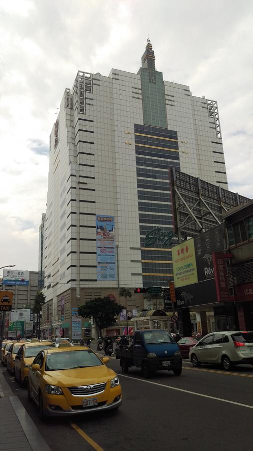 Niwill Homestay Taichung Eksteriør billede